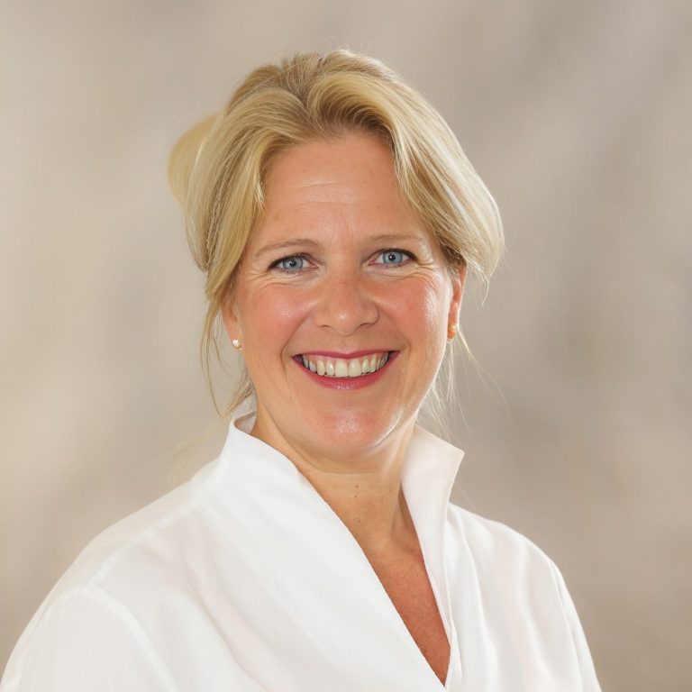 Mecklenburgische Versicherung Nicole van Hattum Bernau am Chiemsee, Prien, Reit im Winkl, Frasdorf, Bad Aibling Rosenheim Vorsorge, Finanz