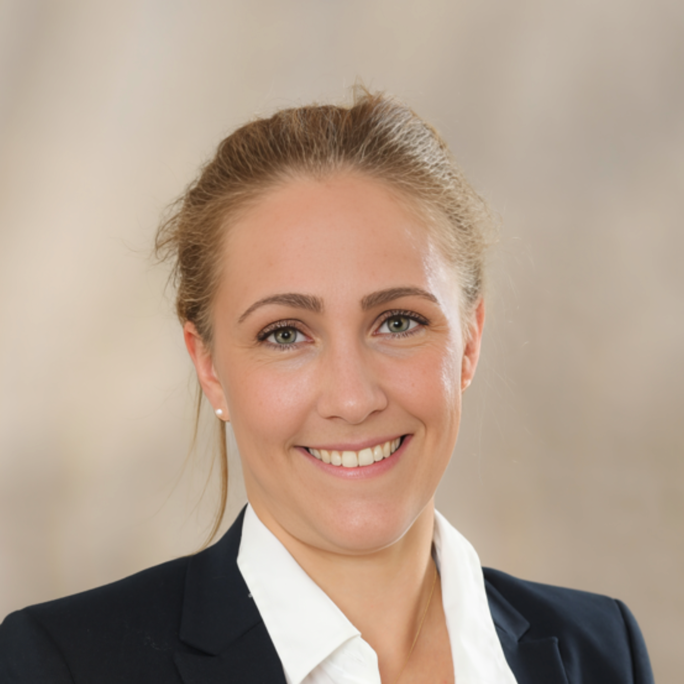 Versicherung Nathalie van Hattum Bernau am Chiemsee Prien